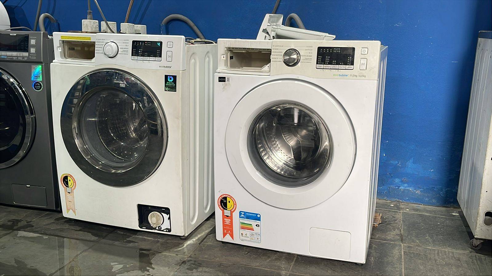 Troca de peças em máquina de lavar